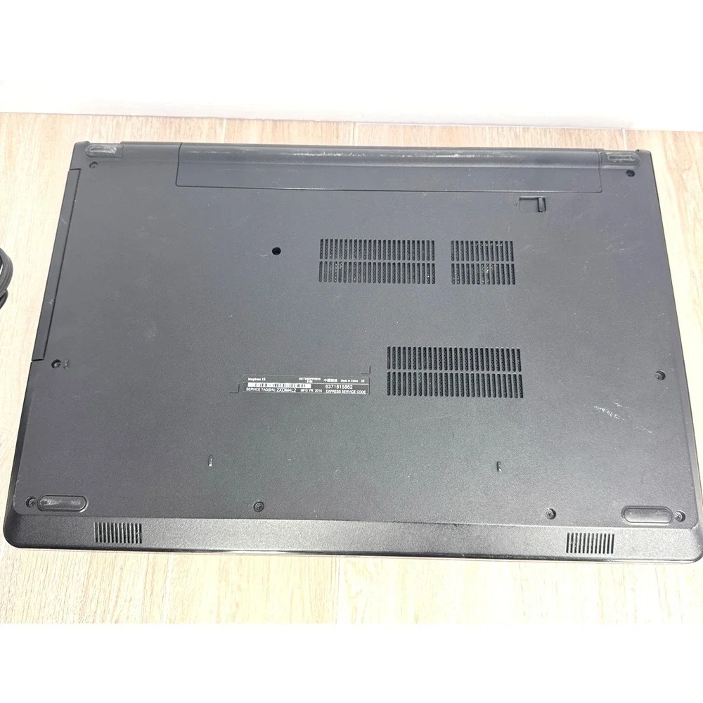Dell Inspiron‎ 15 3558 Laptop 15.6 i3 5th Gen 1TB Windows 10 Charger READ